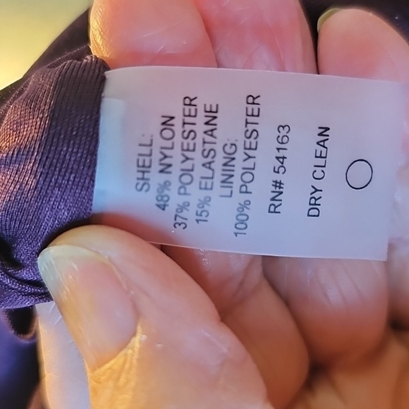 TOMMY HILFIGER BURNOUT VELVET Elegant Purple Floral Wrap Dress. SIZE 6. - Picture 11 of 11